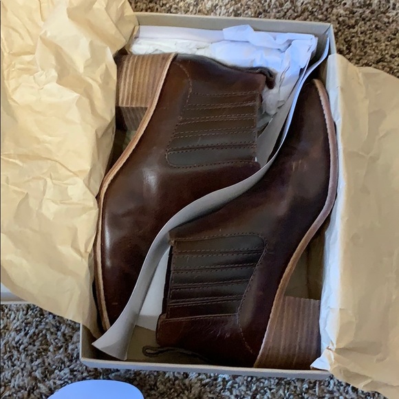 Madewell Bonham Boots - Picture 7 of 7